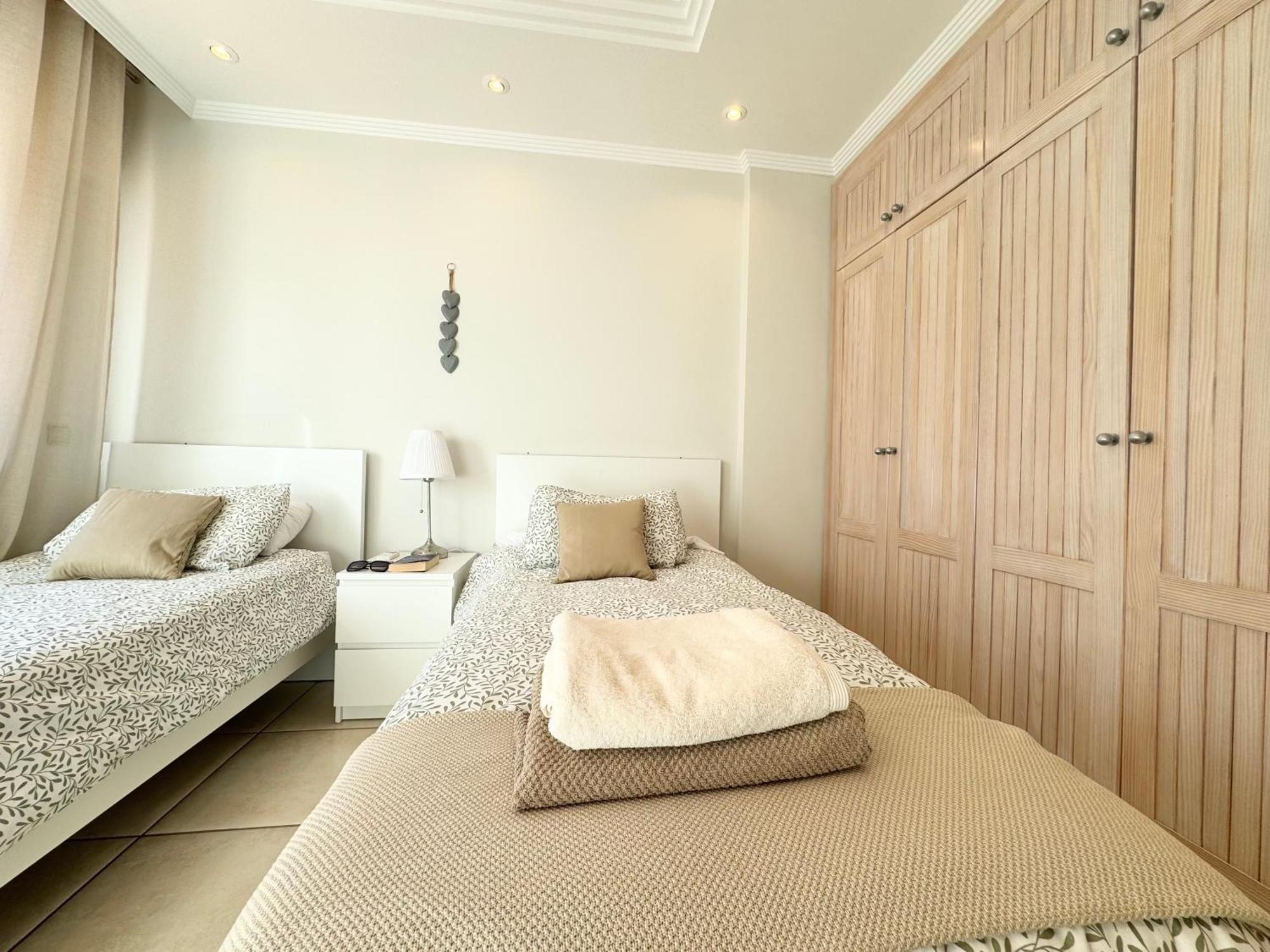 Villa Amorio A Spacious Modern Getaway With A Private Heated Pool & Sea Views Costa Adeje  Buitenkant foto